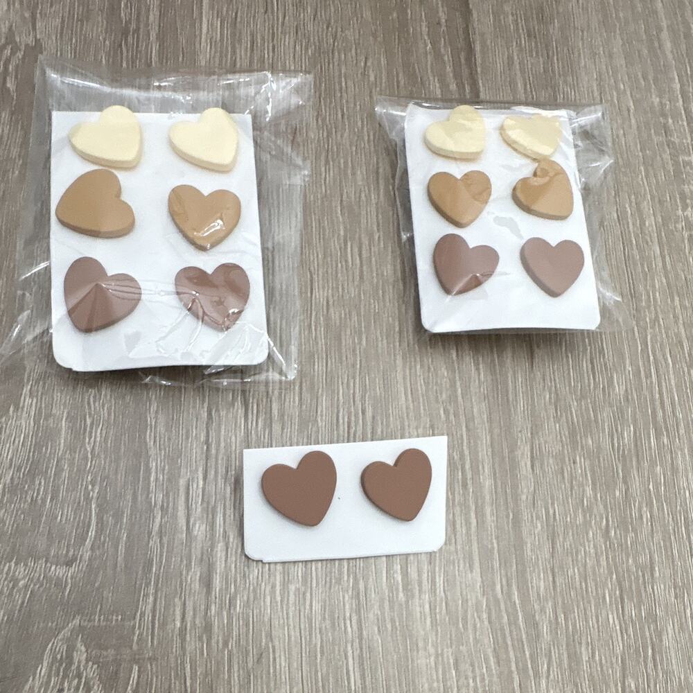 Plastic Heart Stud Earrings Set, Multiple Pairs, Brown, Lobe, No Stone